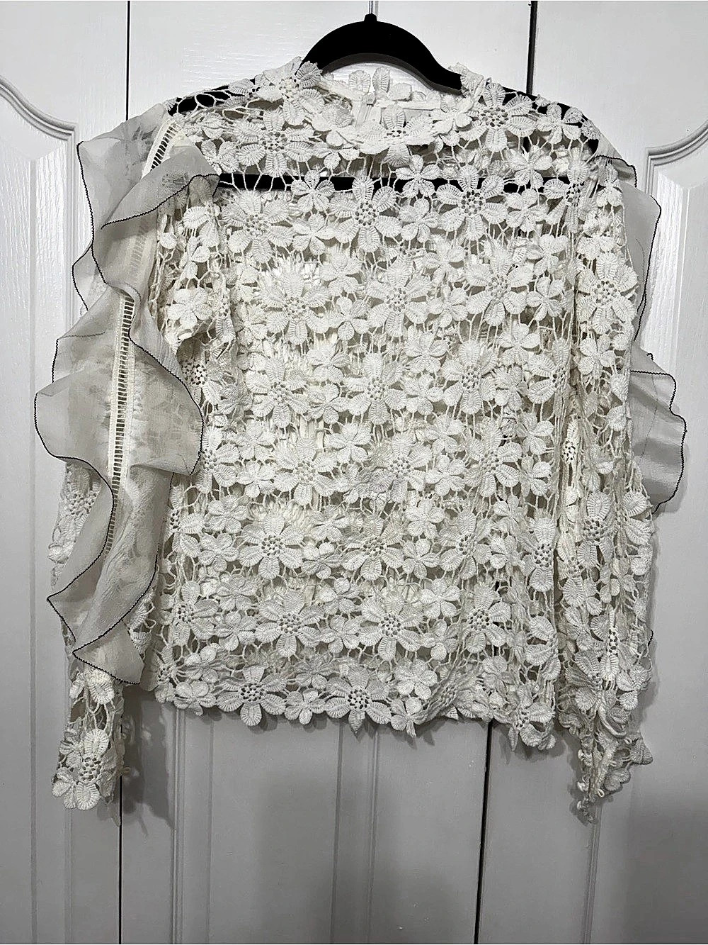 self-portrait Floral Lace Ruffle Sleeve Blouse in White Like New